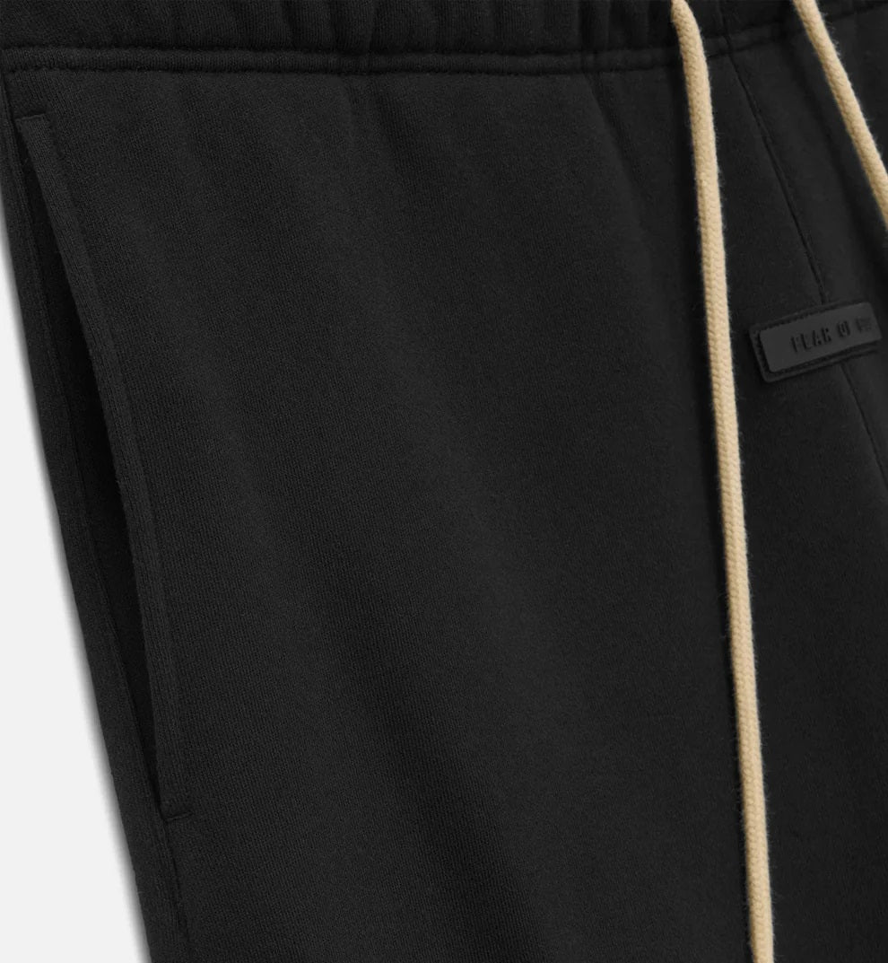 Fear_of_God_Essentials_Cream_Drawstring_Sweatshort_2