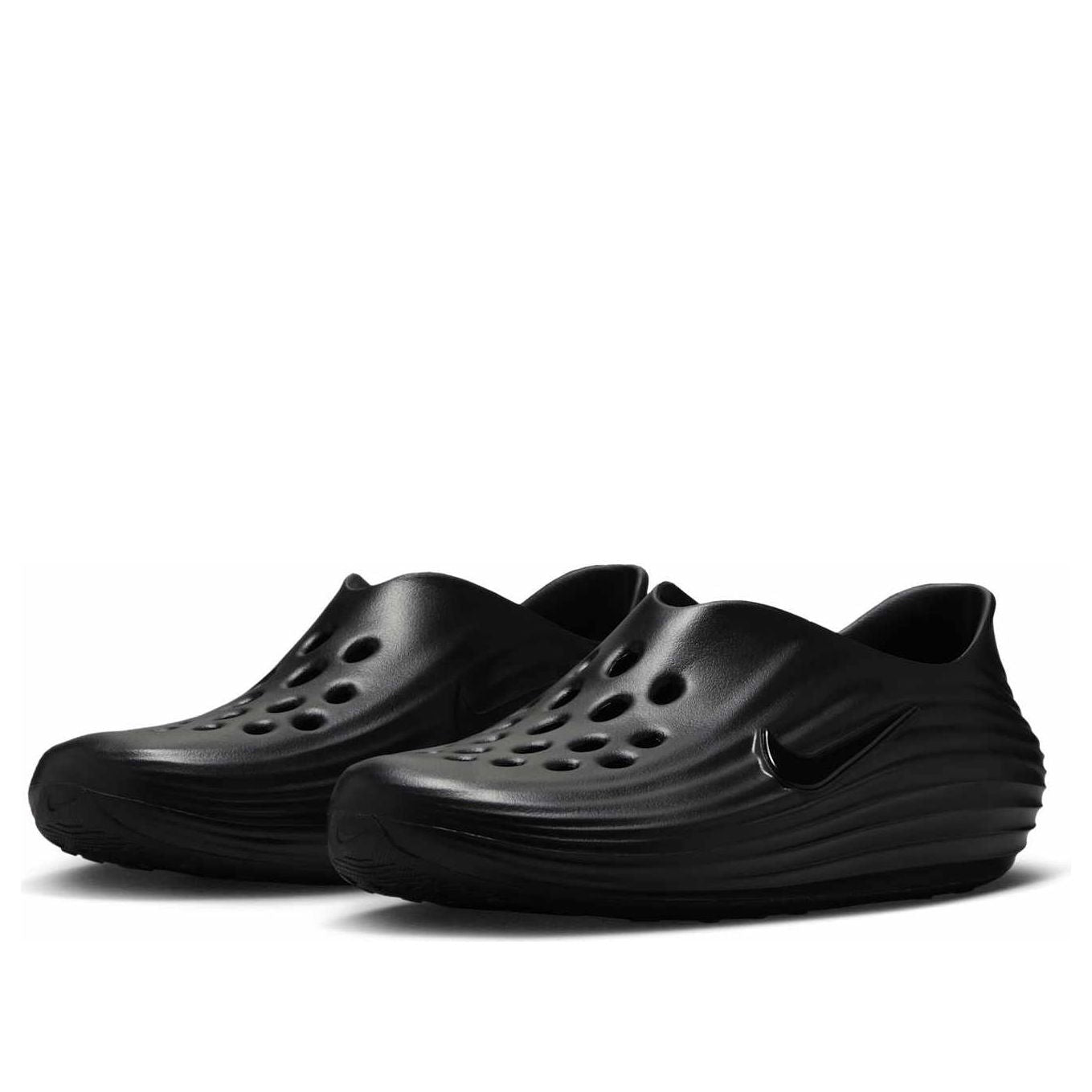 TripleBlack2_aacd1d44-f368-4fb6-8e09-427d98b91c1a