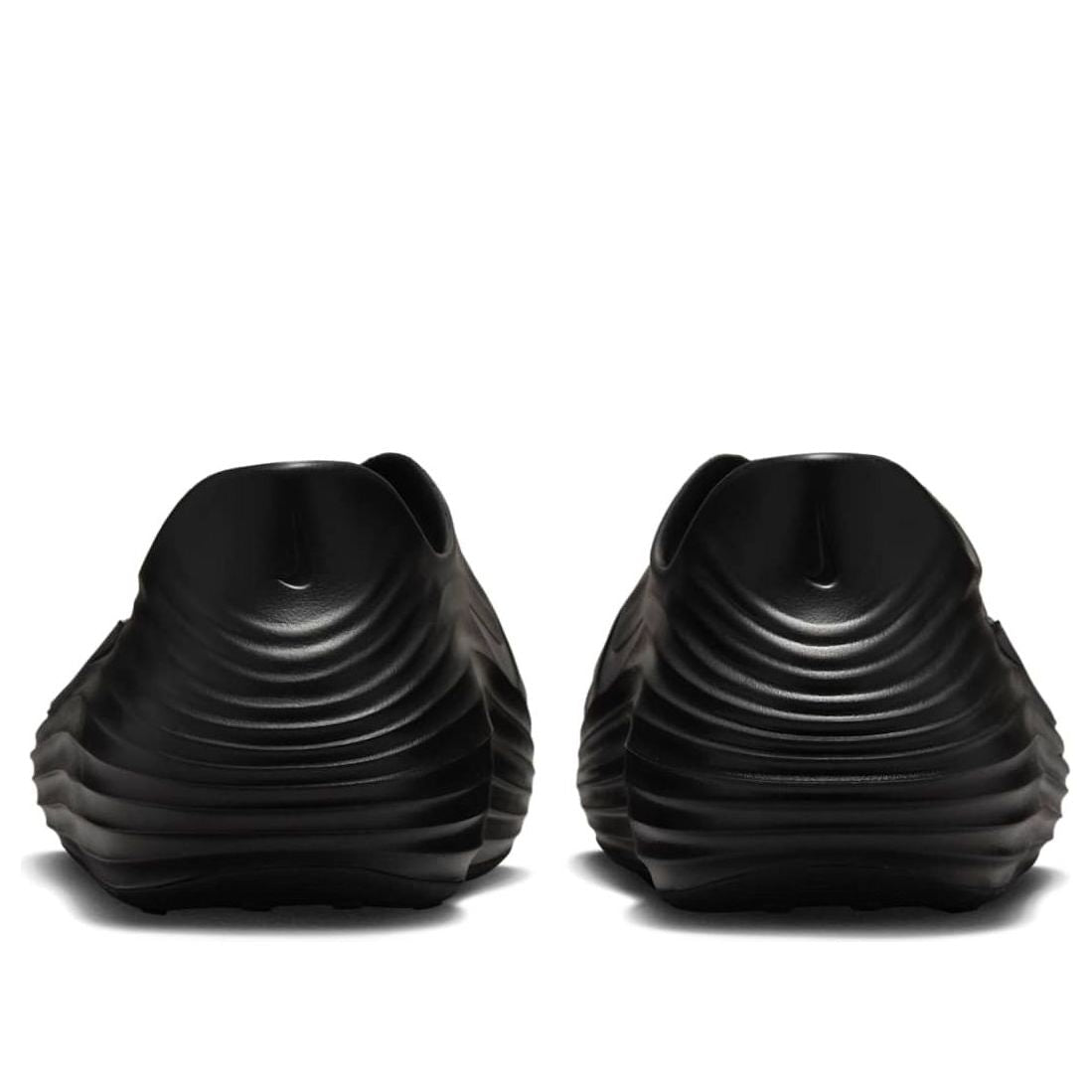 TripleBlack4_cb1f84f7-a3a0-4dc5-9e56-ea051544395e