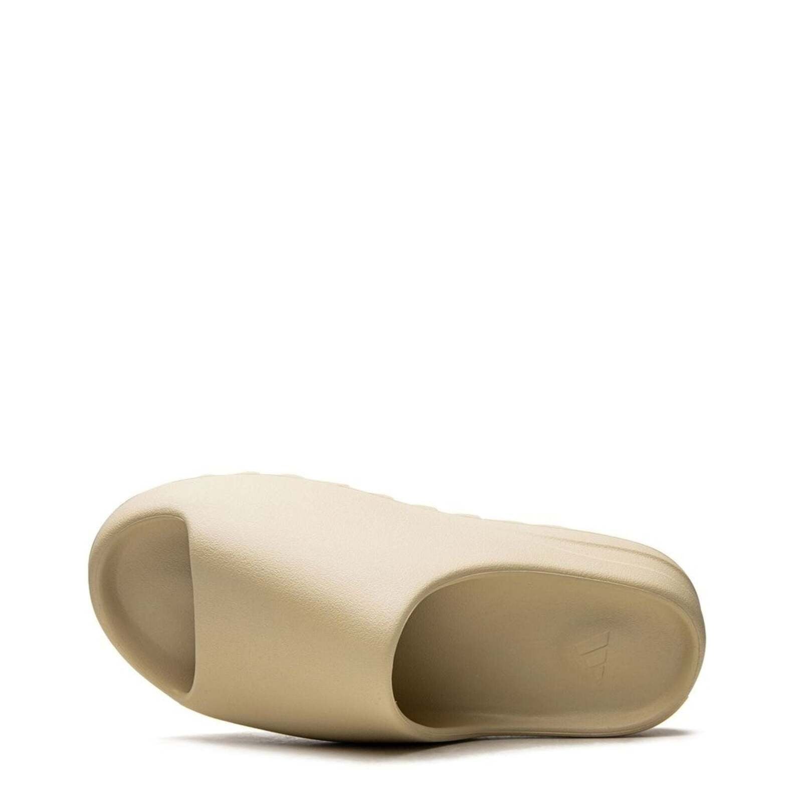 adidasYeezySlideBone3_a41de957-7987-4a7f-996e-201694d5be0f