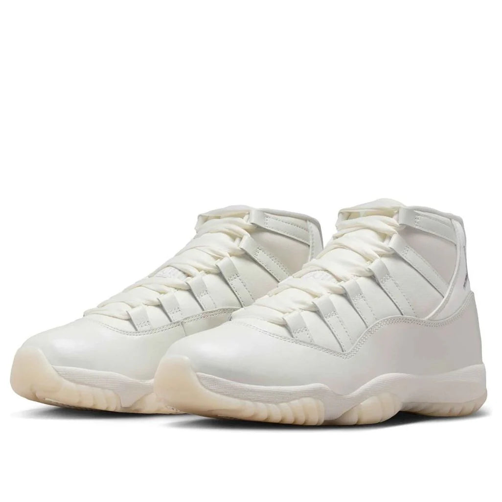 Air Jordan 11 Retro 'Pearl' (Women's)