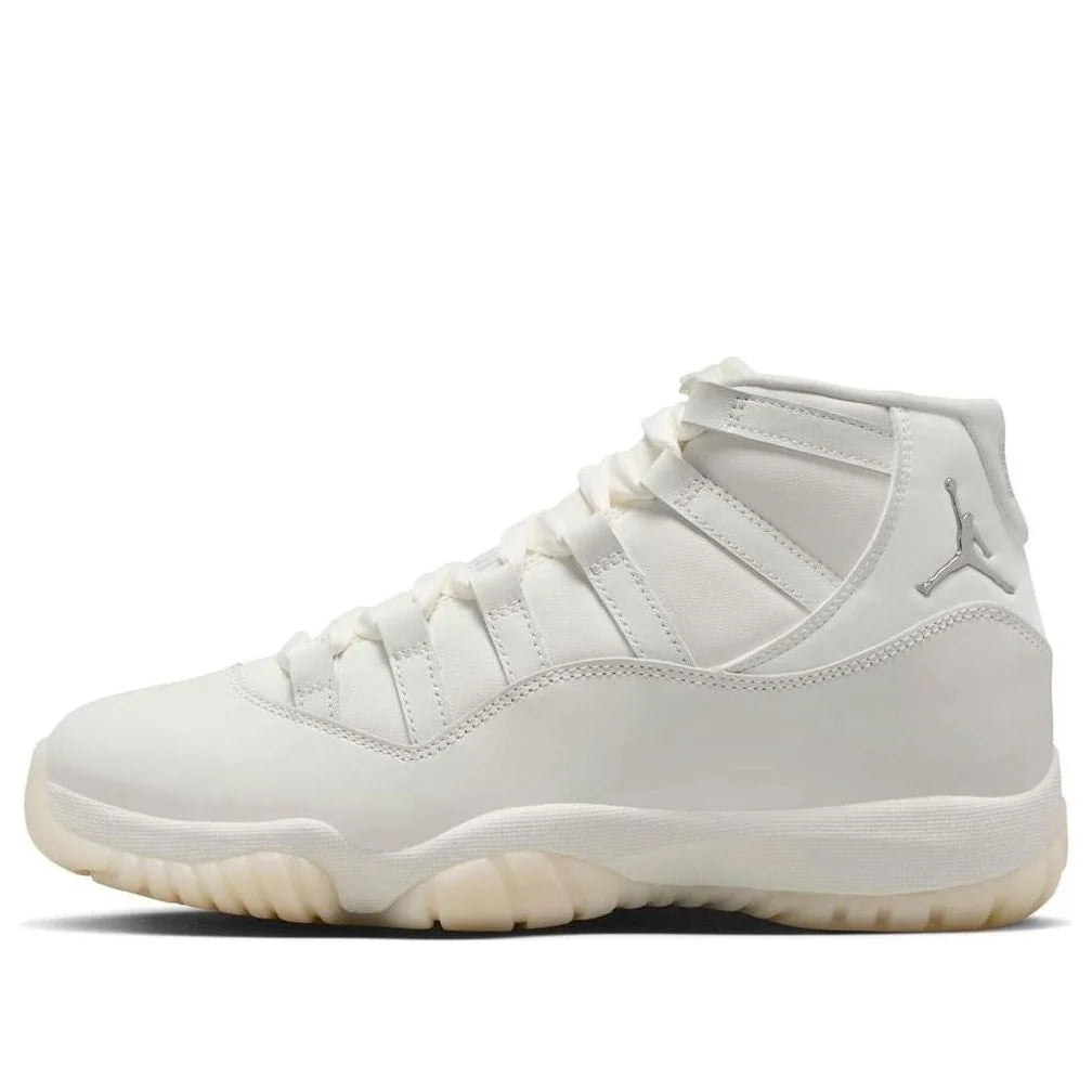 Air Jordan 11 Retro 'Pearl' (Women's)